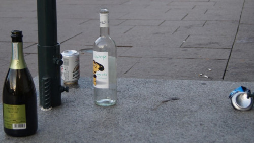 „Nie pij na pusty żołądek. Nie pij dużo, gdy czujesz się źle”: Julebord to legenda