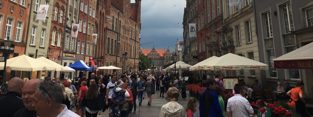 Zakupy, dentyści i... nocne kluby. Norwegowie na wakacjach w Polsce nie mają hamulców
