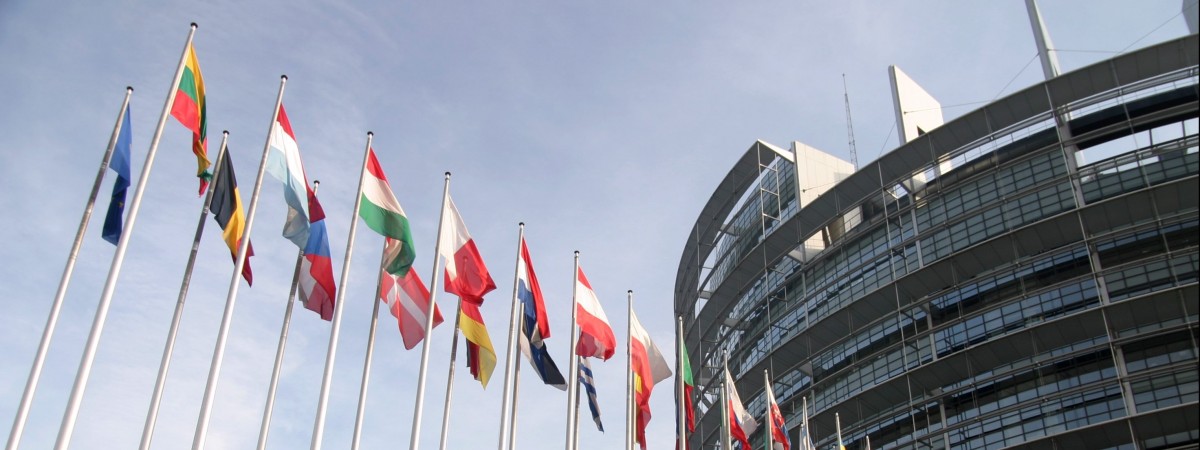 Komisarz UE: Polska straci prawo głosu. Prasa norweska: ustawa narusza wolność prasy