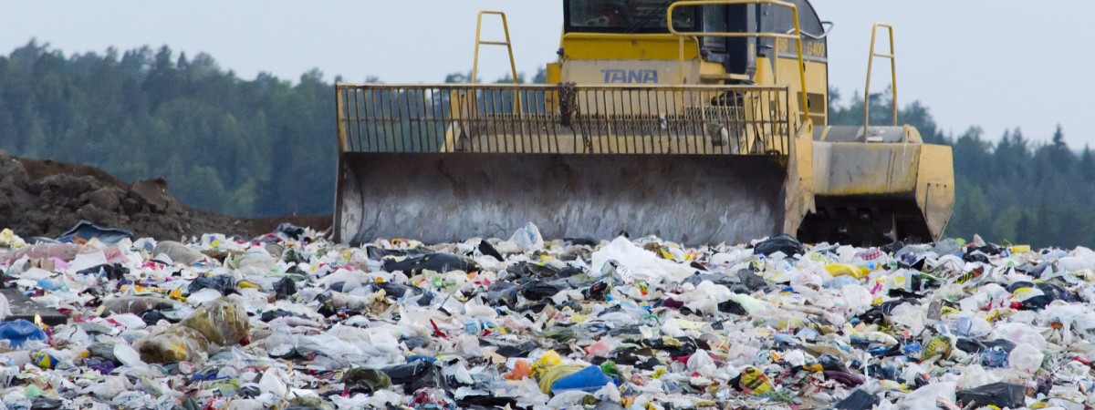 „Kryzys śmieciowy‟ zażegnany: wywóz odpadów przejmuje gmina. Mieszkańcy dostaną po kieszeni