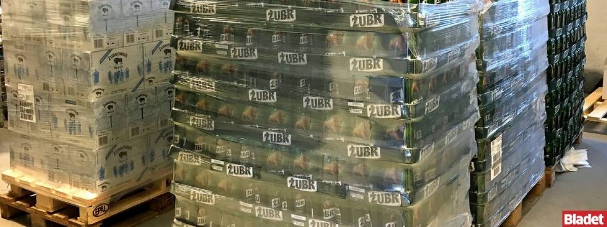 Złamał klucz, bo... chciał ukryć towar. Polski kierowca skazany za przemyt ponad 5 tysięcy litrów alkoholu