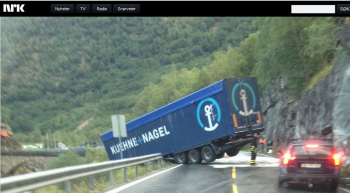 Ciężarówka z Polski zablokowała drogę krajową 7