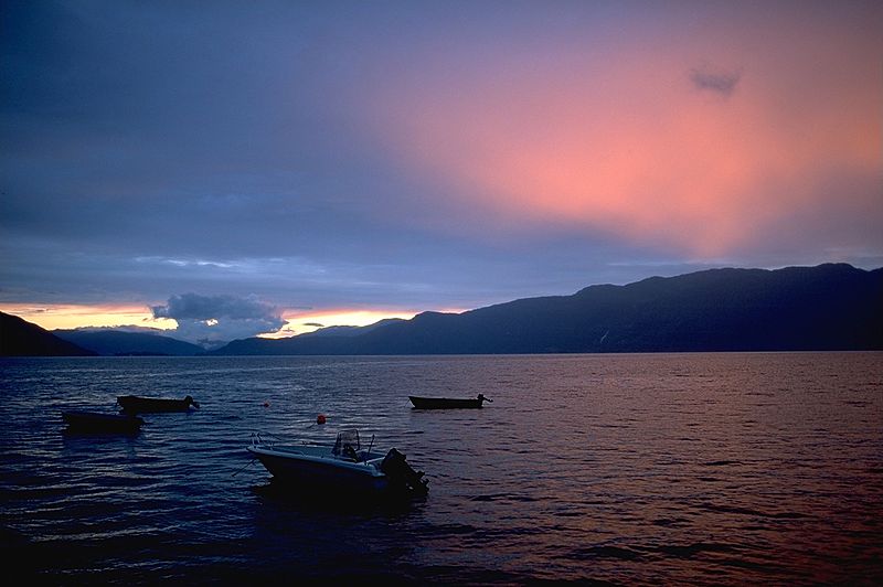 Lód i woda – Hardangerfjord