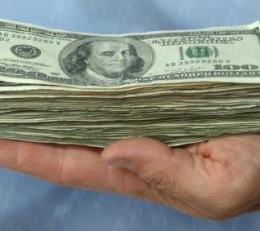 Ile emigrant chowa w kieszeni?