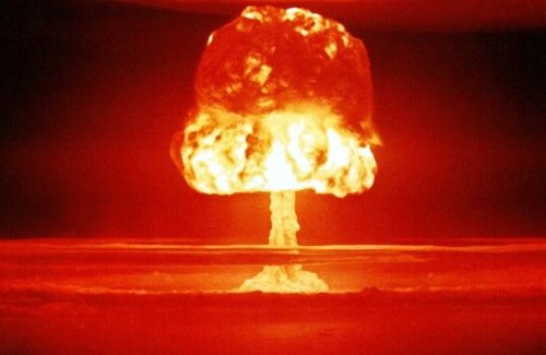 Fundusz naftowy inwestuje w broń jądrową