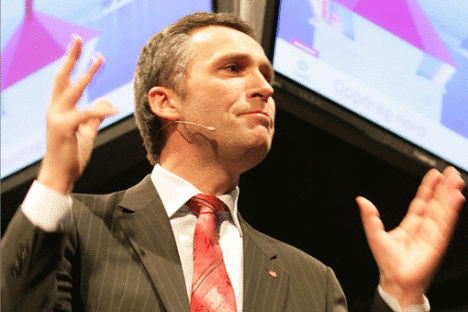 Król jest nagi, czyli druzgoczący wyrok na norweski aparat państwowy