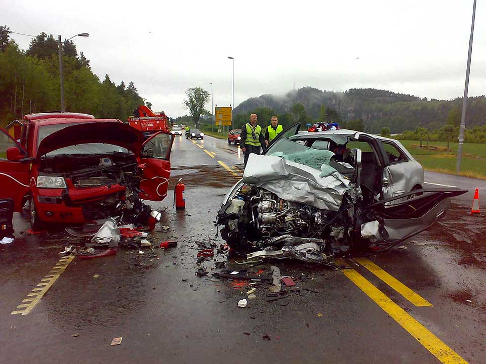 E6 zablokowana po kolizji