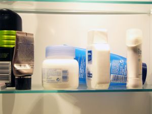 Uwaga na kosmetyki zaburzające równowagę hormonalną!  