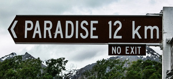 paradise_sign_fot._zanthia.jpg