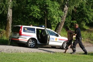 Pijany nastolatek awanturował się na plaży w Oslo 