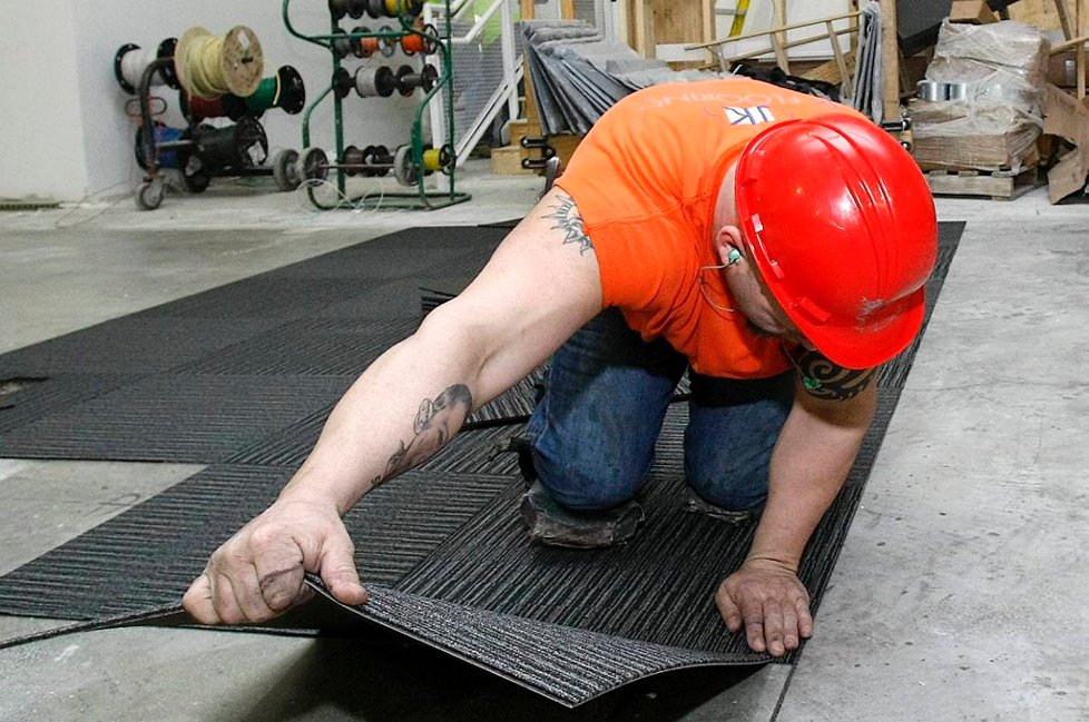 Polacy - wykorzystać i wyrzucić?