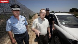 Per Sandberg chce wybudować mur, który powstrzyma nielegalnych imigrantów