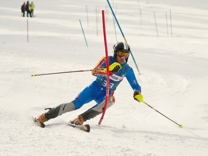 slalom.jpg slalom.jpg