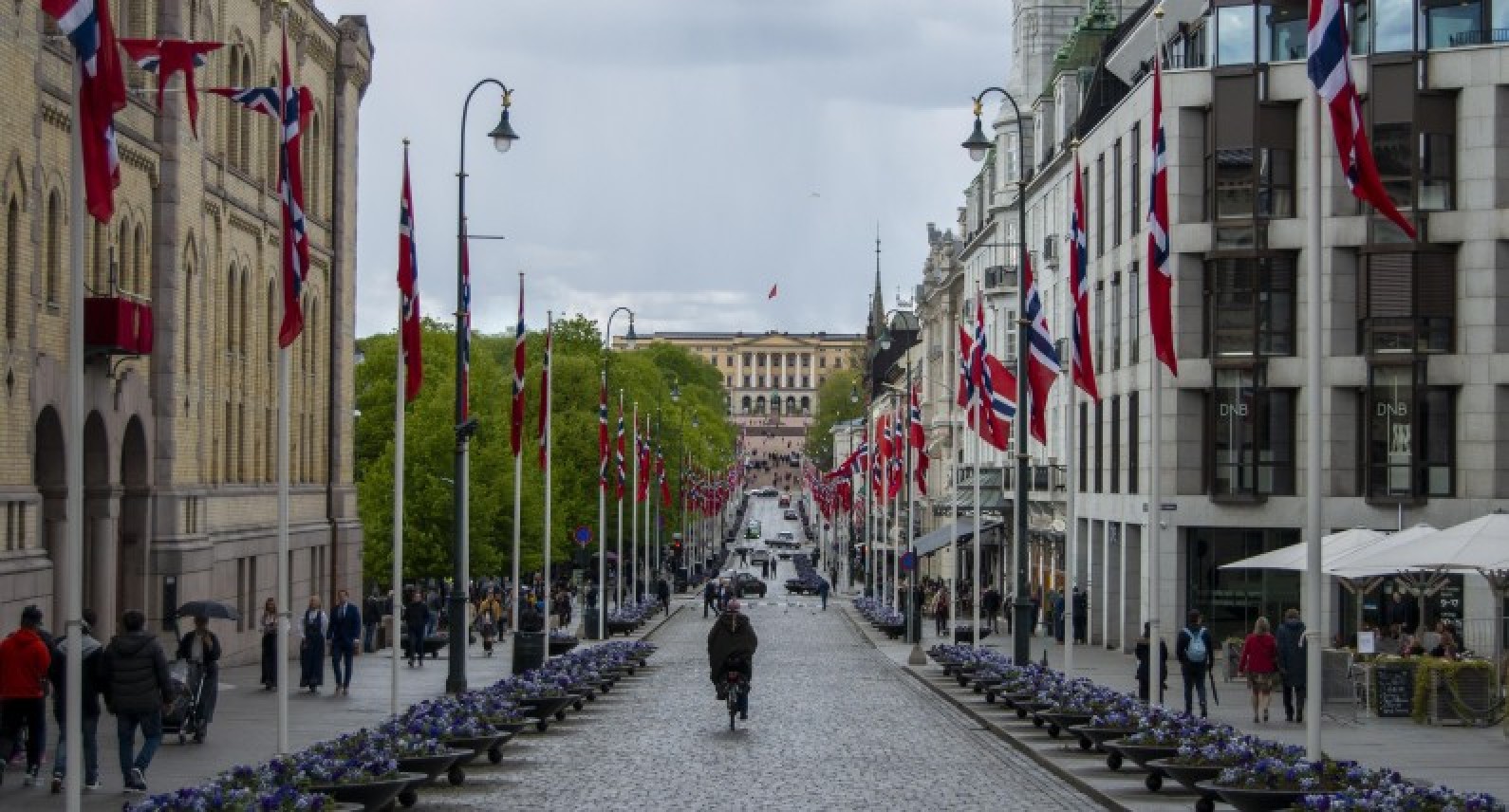 Norwegia trafiłaby na własną czerwoną listę: liczba infekcji nad fiordami przekroczyła dopuszczalny próg