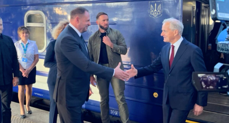 Støre z wizytą w Kijowie. Norwegia zadba o ukraińskie niebo
