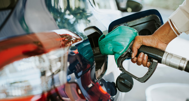 Norwegia szykuje się na ograniczenia. Praca zdalna ma uratować rynek paliw