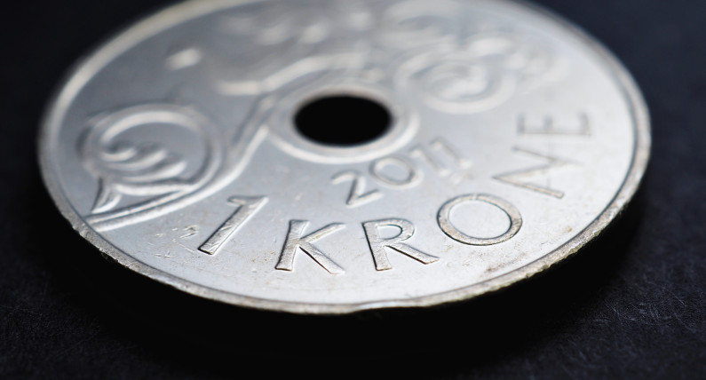 Krach na giełdzie dopadł koronę norweską. Złotówka z nowym rekordem