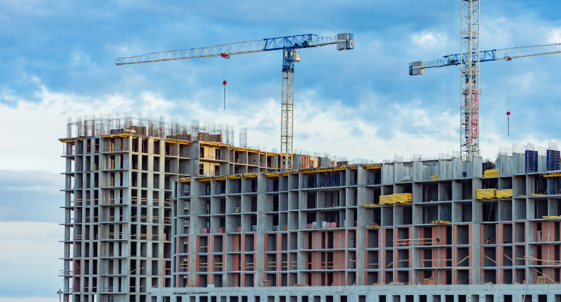 Rynek mieszkań dostaje chłodny sygnał. Norges Bank wyraźnie obniża prognozy