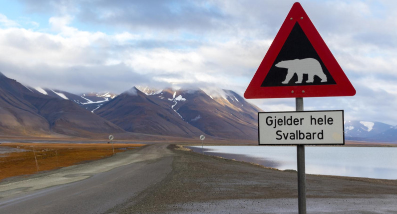Svalbard pod większą kontrolą. Wiadomo, co stanie się z pięcioma polskimi stacjami