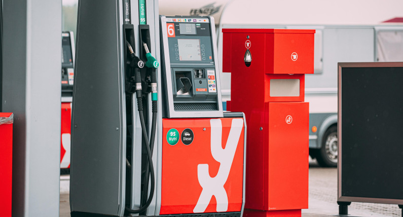 Rząd obniża podatki, ceny rosną. Kierowcy mówią o chaosie i braku kontroli