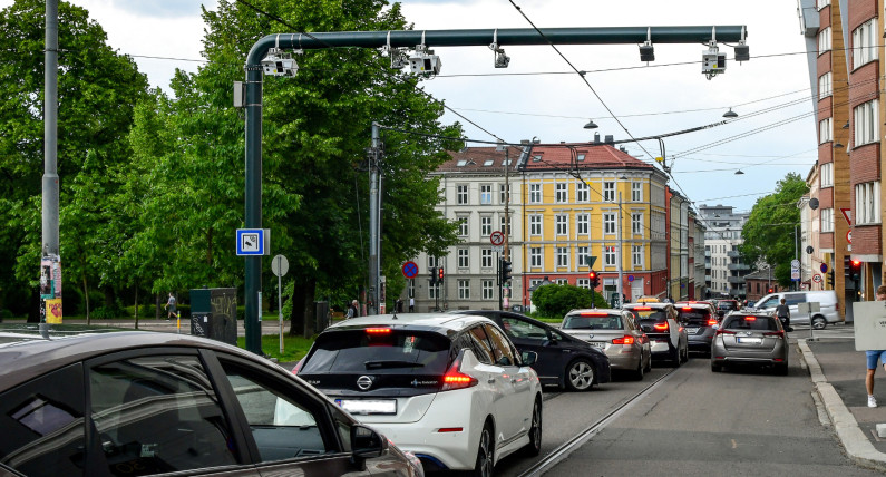 Kosztowne opłaty drogowe w Norwegii. Z roku na rok jest coraz drożej