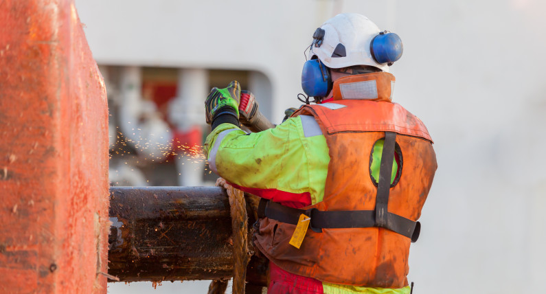 Tak zarabiają imigranci w Norwegii. Porównali ich wypłaty z obywatelami kraju fiordów