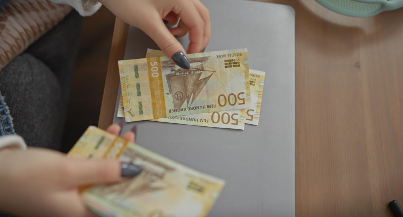 W Norwegii zarabiają więcej, ale mogą wydać mniej. Słaba korona niszczy portfele