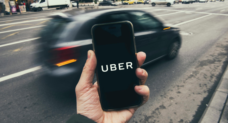 Uber rozszerza działalność w Norwegii. Nowe miasta na mapie przejazdów na zamówienie