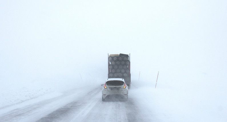 W najbliższych dniach możliwe są wartości sięgające minus 30 stopni. Służby zalecają przygotowanie