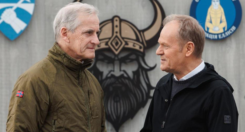 Premier Norwegii z wizytą w Polsce. Tusk i Støre odwiedzili wyjątkową bazę wojskową