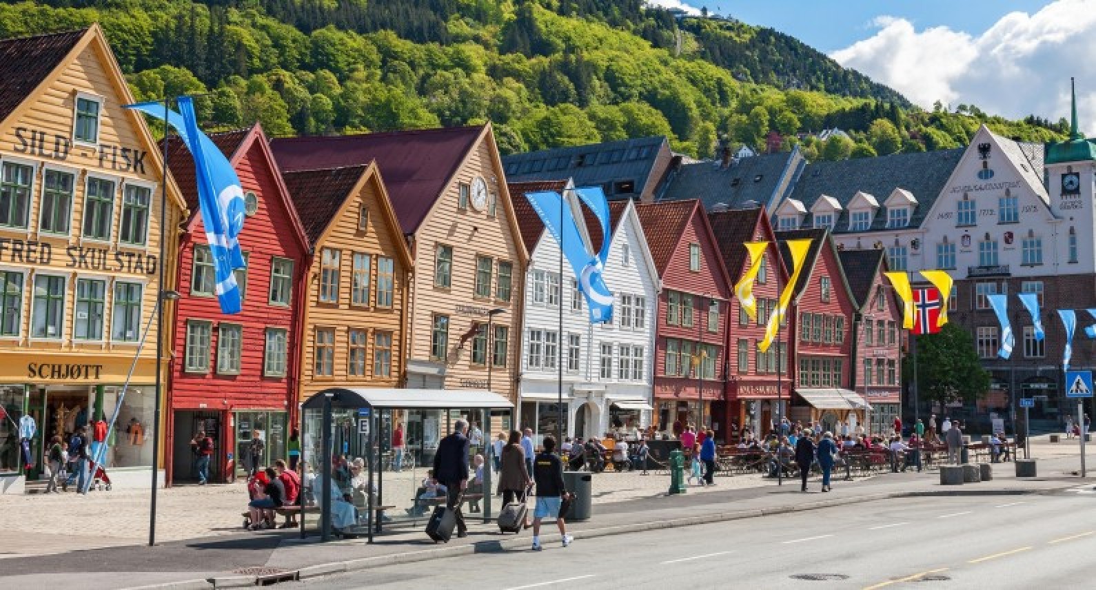 W Bergen rośnie liczba zakażeń koronawirusem. Władze zaostrzają środki kontroli