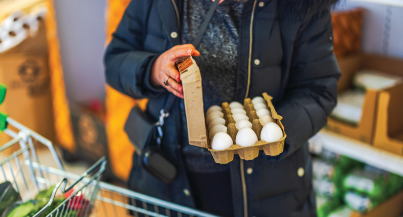 Norweskie supermarkety uspokajają: tym razem przed Wielkanocą nie będzie deficytu jajek