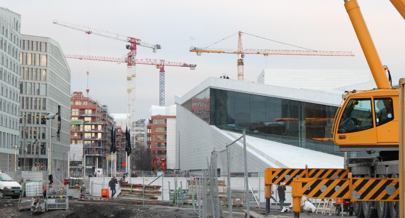 Budowlanka pod lupą Inspekcji Pracy. Co trzeci plac budowy narusza kontrolę zakażeń