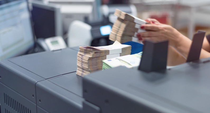 Korona norweska w górę. Dalszy los waluty wyjaśni decyzja Norges Bank
