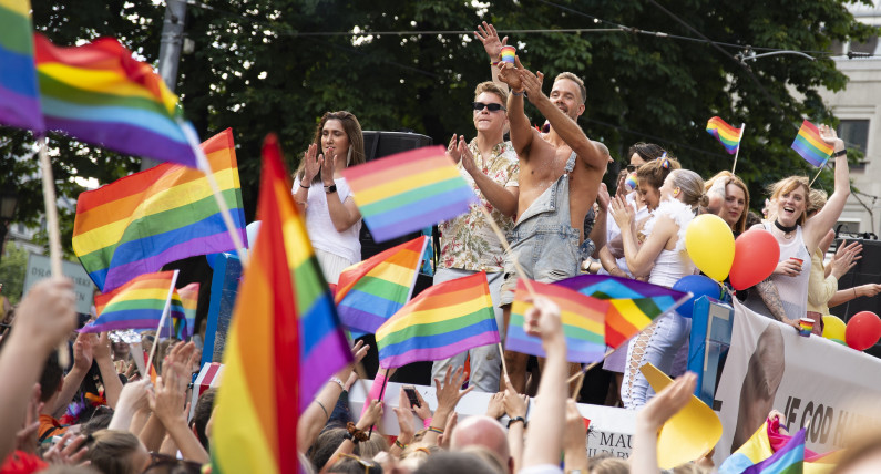 Oslo Pride świętuje 50. urodziny. Ulicami stolicy przejdzie tęczowy marsz