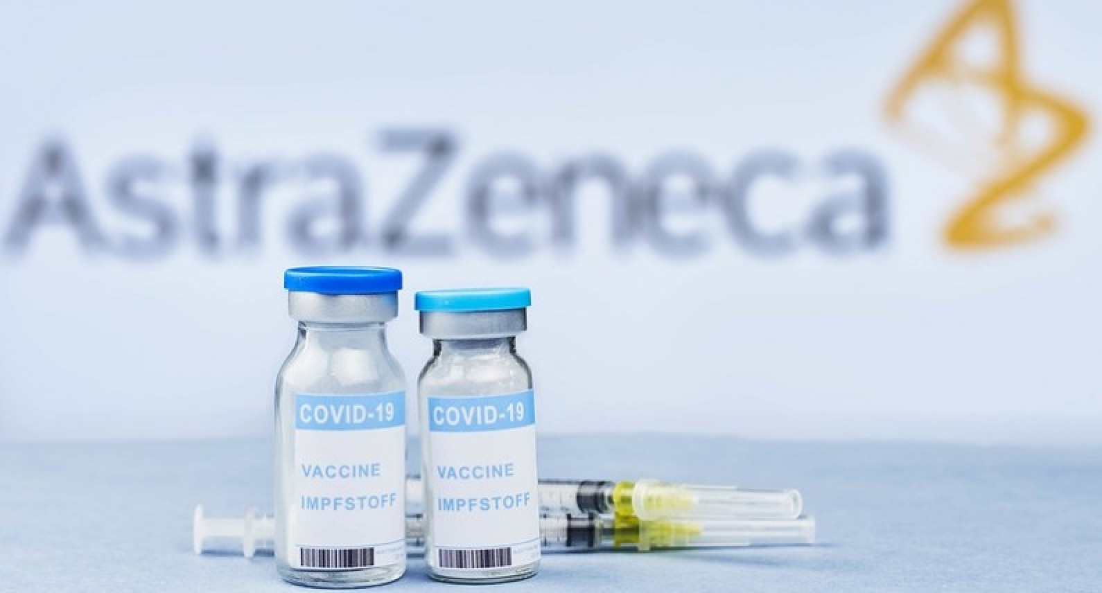 Jest potwierdzenie: zakrzepica jednym ze skutków niepożądanych szczepienia AstraZenecą