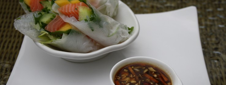 Sajgonki z łososiem