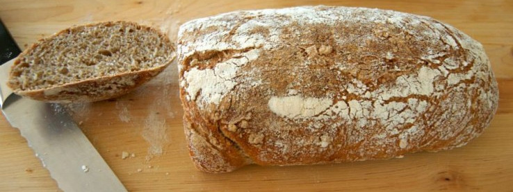 Chleb na zakwasie z prażonymi płatkami owsianymi