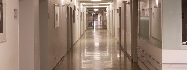 100 tygodni czekania na kolonoskopię