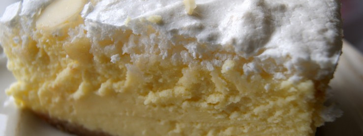 Sernik kokosowo-migdałowy