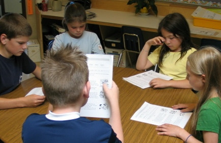 Polacy oszczędzają na edukacji swoich dzieci