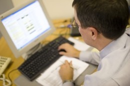 15 000 koron kary za przeczytanie maila pracownika