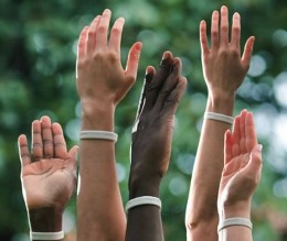 BBC World Service - Świat boi sie ubóstwa