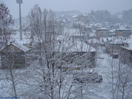 Zima zatakowała zachodnią Norwegię - zamknięte lotniska, chaos na drogach 