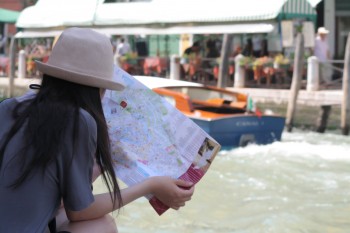 Lekcja 104 - Pytamy o drogę