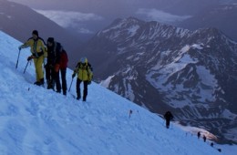 NIEPEŁNOSPRAWNI Z WIARĄ WE WŁASNE SIŁY-Walczą ze sobą i Elbrusem