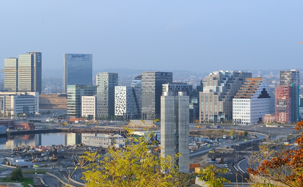 NAV informuje, że Oslo jest gminą o najniższym wskaźniku zwolnień chorobowych. Najwięcej pracowników skorzystało z chorobowego w Nordland oraz Troms og Finnmark.