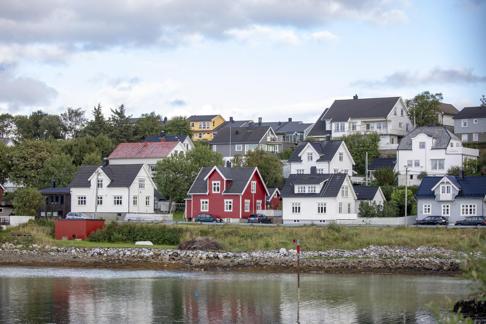 Ostrzejszych regulacji, jeśli rząd wprowadzi swoją wizję w życie, powinni spodziewać się głównie mieszkańcy Oslo, Bergen, Trondheim, Stavanger, Kristiansand, Skien, Bodø i Tromsø.