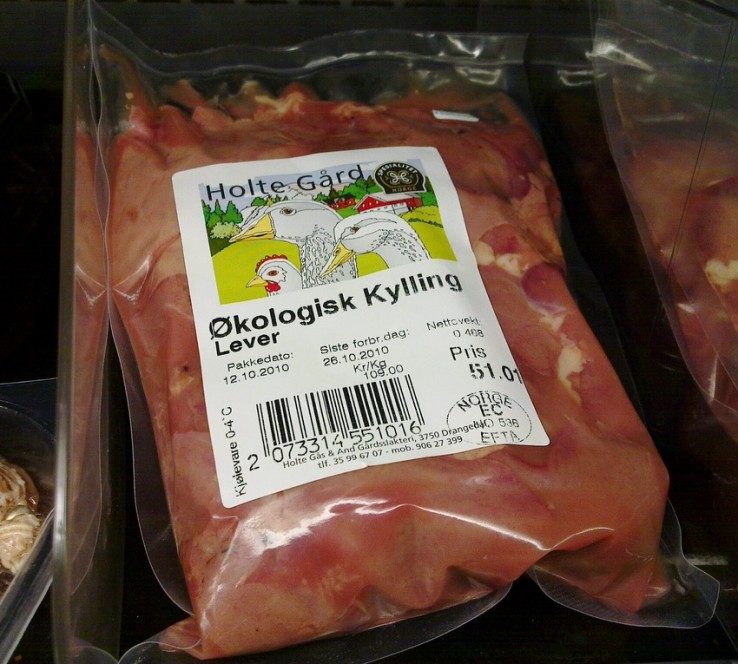 Ekologiczny kurczak żyje Ekologiczny kurczak żyje