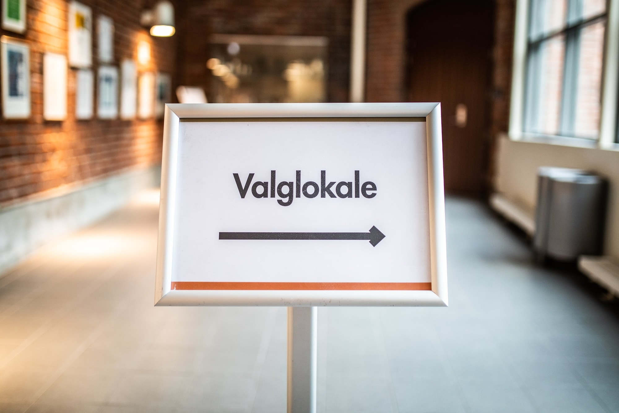 W Norwegii jest prawie 3,9 miliona uprawnionych do głosowania (3 888 079, 1 959 556 kobiet i 1 928 523 mężczyzn). Do głosowania w tegorocznych wyborach uprawnionych jest 6 340 Polaków, który posiadają norweskie obywatelstwo lub zaświadczenie o miejscu zamieszkania, Bostedsattest.